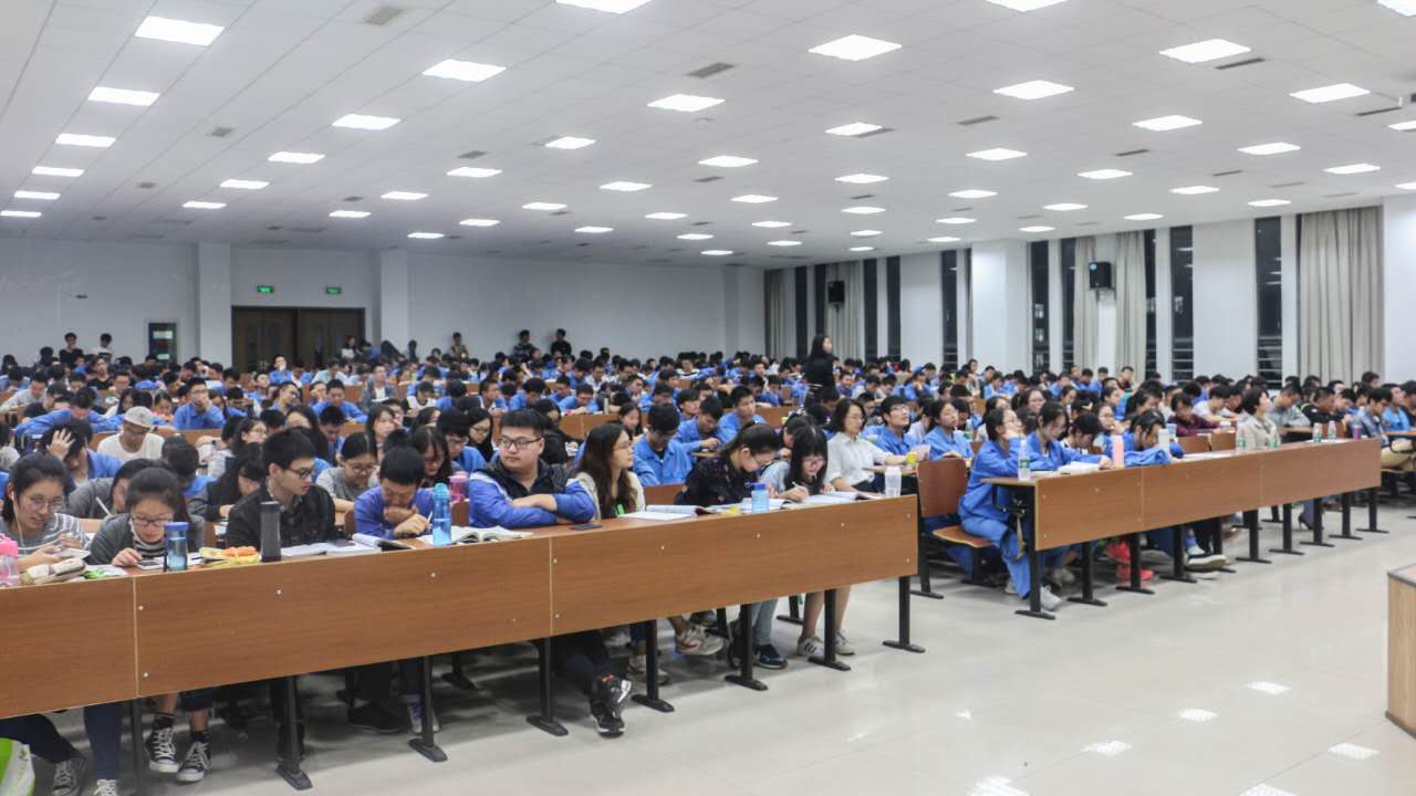 sc_192221_001348.jpg sc_192221_001348.jpg